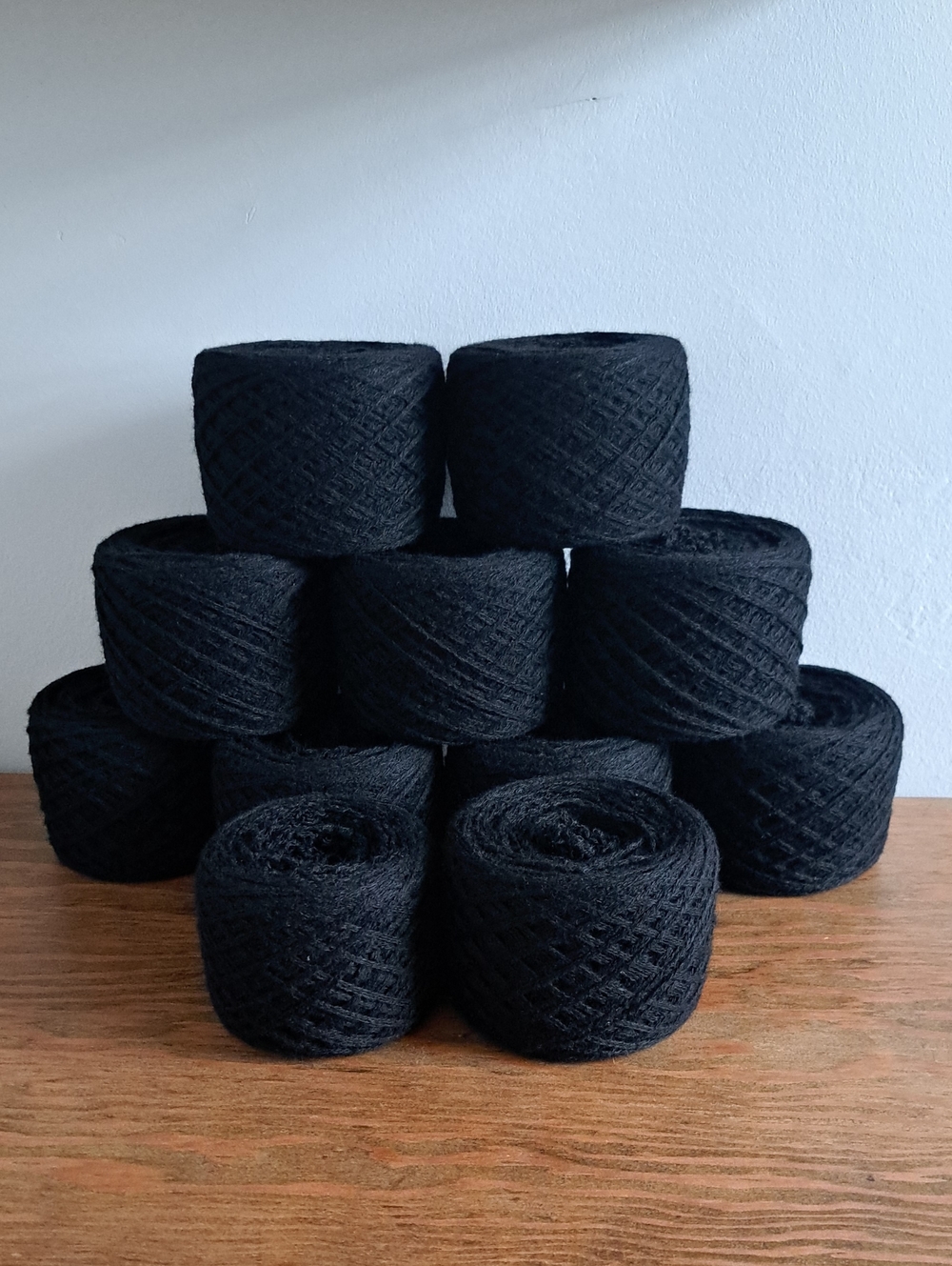 100% Wool Black Yarn, 1100g
